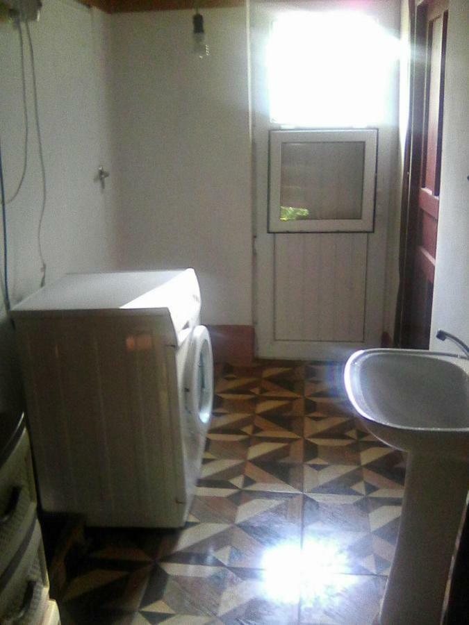 Villa Tengiz Chakvistavi Exteriör bild